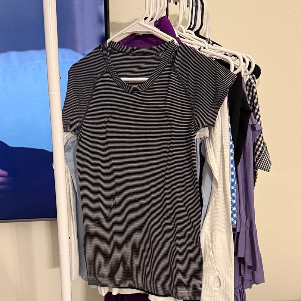 Lululemon Swiftie Striped Short-Sleeve Crewneck Top - Black/White